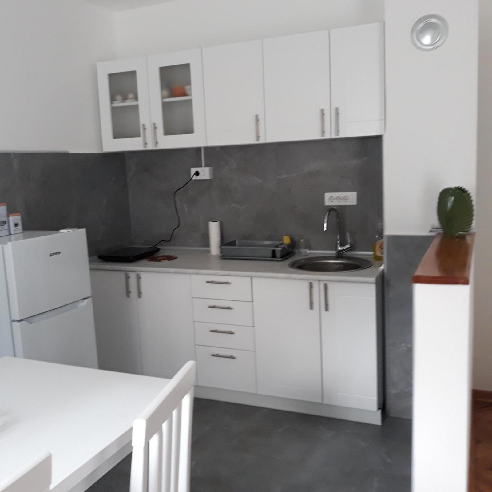 Apartment Holiday Vrnjačka Banja エクステリア 写真